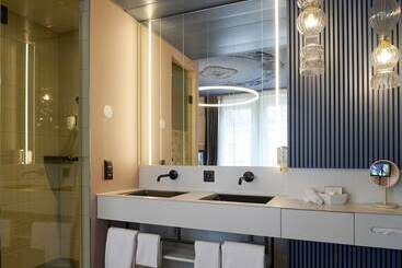Boutique Hotel By Continental Park