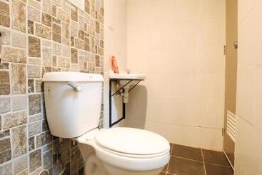هتل Reddoorz @ P Florentino Street Sampaloc Manila