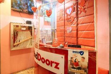 هتل Reddoorz @ P Florentino Street Sampaloc Manila