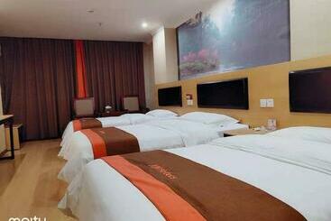 Jun Hotels Hunan Zhuzhou Lusong District Central Plaza