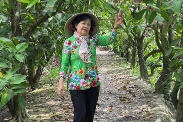 استراحتگاه Rooster Mekong Garden & Villas