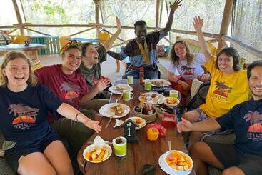 هاستل Stilts Diani Beach