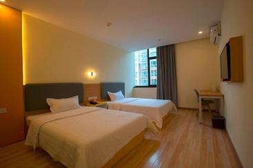 هتل 7days Inn Taiyuan South Railway Station Branch
