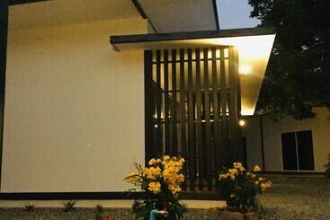 هتل Ingkhao Resort Chanthaburi