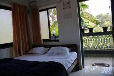 هتل Innovation Inn