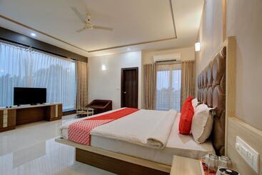 هتل Parkview Inn By Oyo Rooms