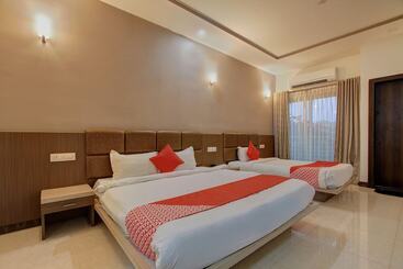 هتل Parkview Inn By Oyo Rooms