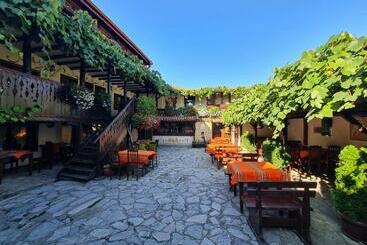 酒店 стаи за гости The Old House
