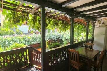 酒店 стаи за гости The Old House