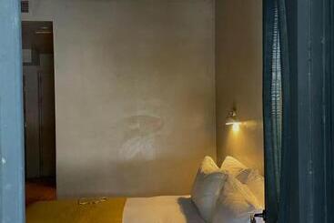 In Gallery Hotel & Spa