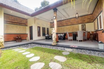 پانسیون Asli Bali Villas
