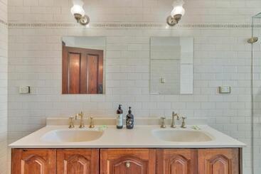 پانسیون Barossa Vineyard Guesthouse