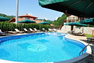 پانسیون Chalet Balkan