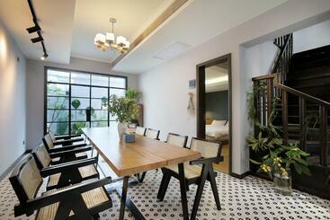 پانسیون Shanghai Downtown Hills Boutique Guesthouse   Near Metro Line 7, Exit 3, Changping Road