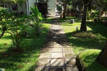 پانسیون Karl Holiday Bungalow