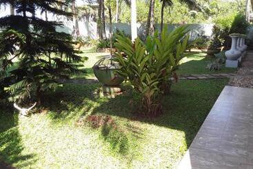 پانسیون Karl Holiday Bungalow