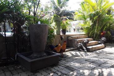 پانسیون Karl Holiday Bungalow