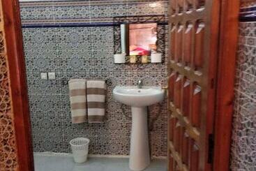 ریاض Ryad Bab Berdaine