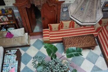 ریاض Ryad Bab Berdaine