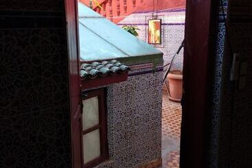 ریاض Ryad Bab Berdaine