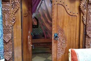 ریاض Ryad Bab Berdaine