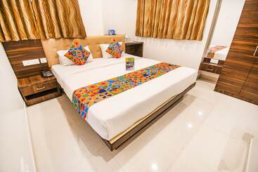 Fabhotel Grand Inn
