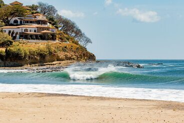 هتل Costa Oeste
