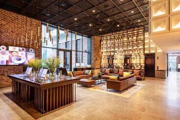 Отель Mercure Ambassador Seoul Hongdae