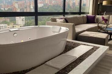 هتل York Luxury Suites Medellin By Preferred