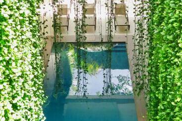 Palmarena By Nah Hotels
