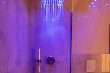 پانسیون Suites 44   Guesthouse