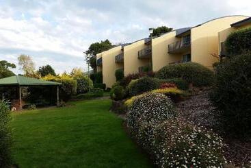 Shearwater Resort