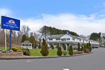 هتل Americas Best Value Inn Stonington Mystic