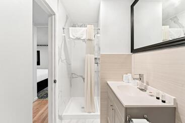 هتل Americas Best Value Inn Stonington Mystic