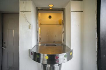 هتل Berkeley Inn