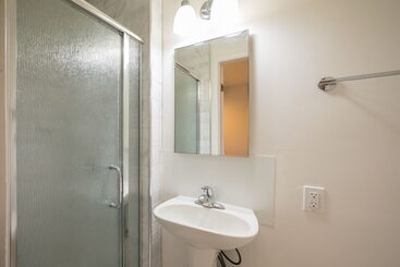 هتل Berkeley Inn