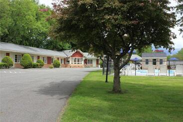 هتل Berkshire Inn