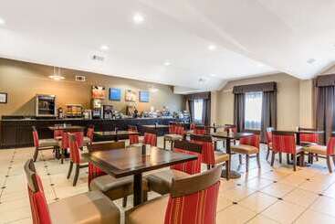 Hotel Comfort Inn & Suites Crystal Inn Sportsplex