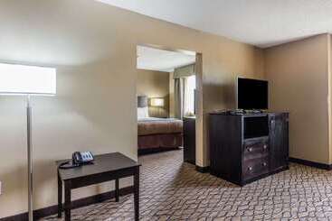 Hotel Comfort Inn & Suites Crystal Inn Sportsplex
