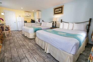 هتل Daytona Inn And Suites