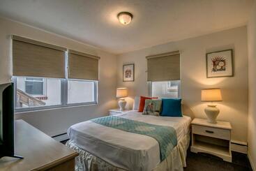 هتل Daytona Inn And Suites
