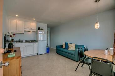هتل Daytona Inn And Suites