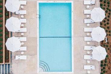 هتل Ehp Resort & Marina