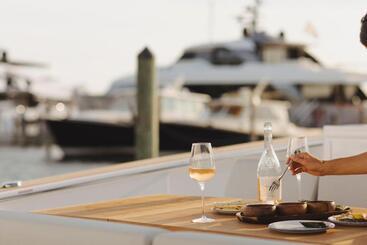 هتل Ehp Resort & Marina