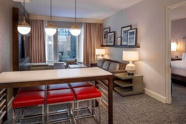 هتل Hilton St. Louis At The Ballpark
