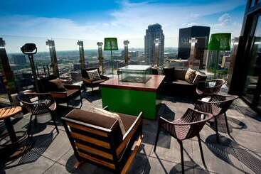 هتل Hilton St. Louis At The Ballpark