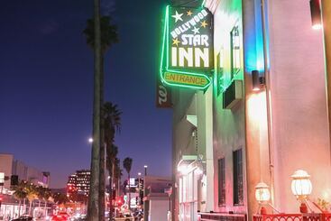هتل Hollywood Stars Inn