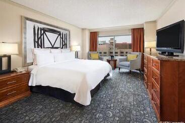 هتل Indianapolis Marriott Downtown