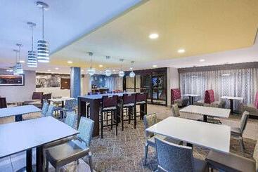 هتل La Quinta Inn By Wyndham Pigeon Forgedollywood