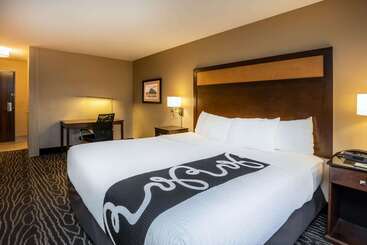 هتل La Quinta By Wyndham Eugene